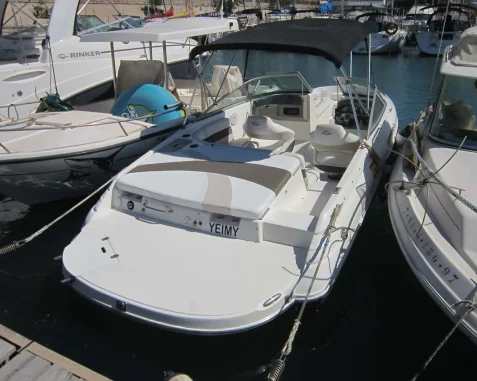 Barco con licencia Rinker Captiva 192