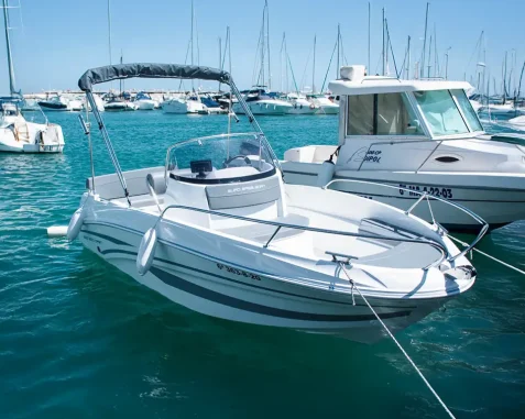 Barco sin licencia Euro Bass 500