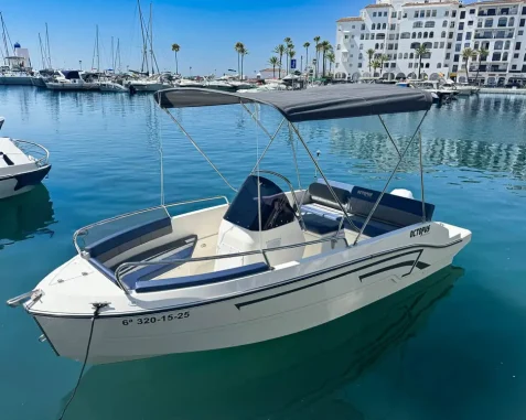 Barco sin licencia Octopus