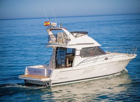 Yate motor Faeton 1180