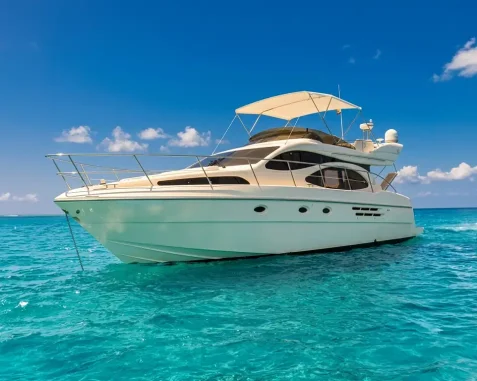 Yate a motor Azimut 46