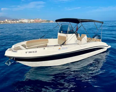 Barco a motor Nireus 620