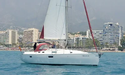 Velero Beneteau Oceanis 352