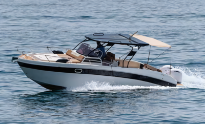 Barco a motor Saver 870