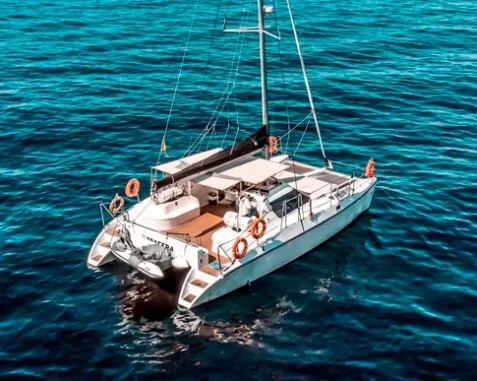 Catamarán Zostera 30 pasajeros