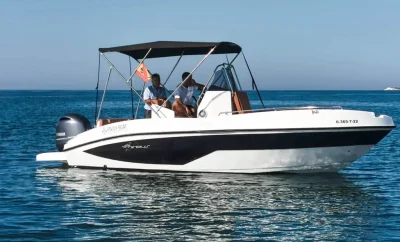 Barco con licencia Nireus 620 CL