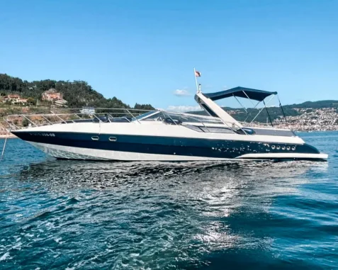 Yate a motor Sunseeker Portofino