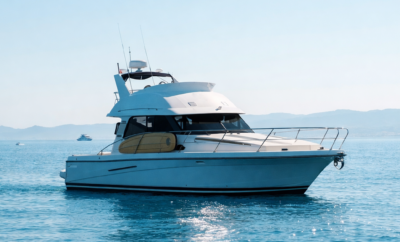 Yate motor Faeton 1180
