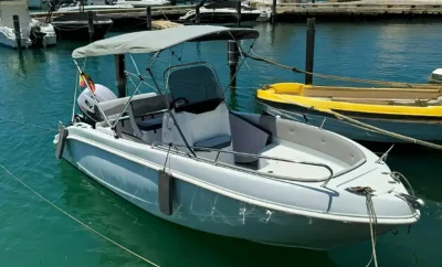 Lancha Trimarchi 57
